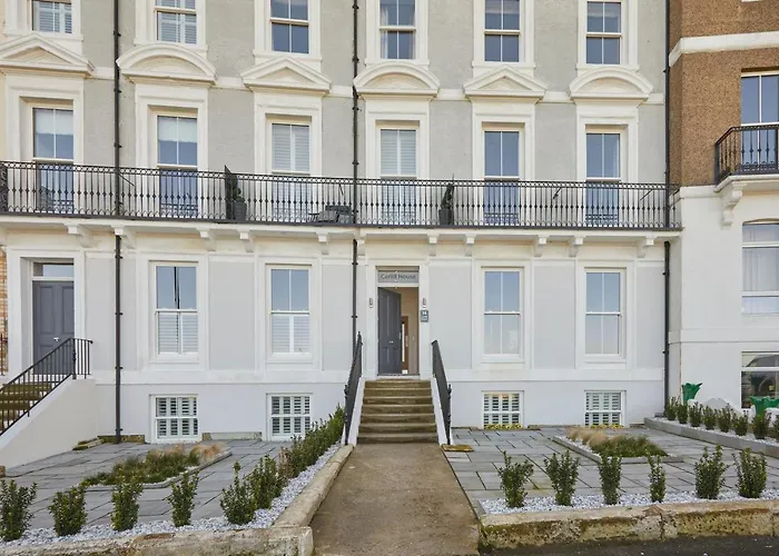 Host & Stay - Number Ten At Carlill